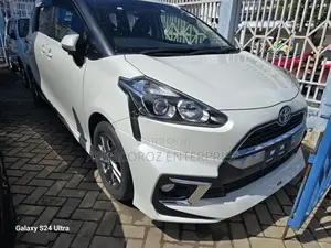Toyota Sienta 2019 Pearl
