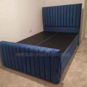5*6 Chester Bed in Dark Blue Fabric - thumbnail 2