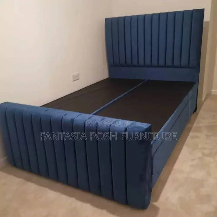 5*6 Chester Bed in Dark Blue Fabric