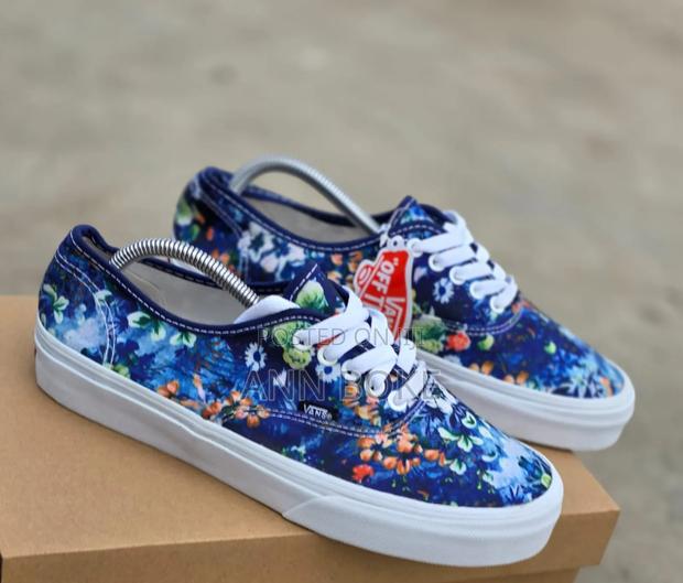 Vans Sizes 37-43 Price KSH 2000 - thumbnail 3