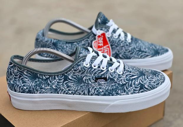Vans Sizes 37-43 Price KSH 2000 - thumbnail 5