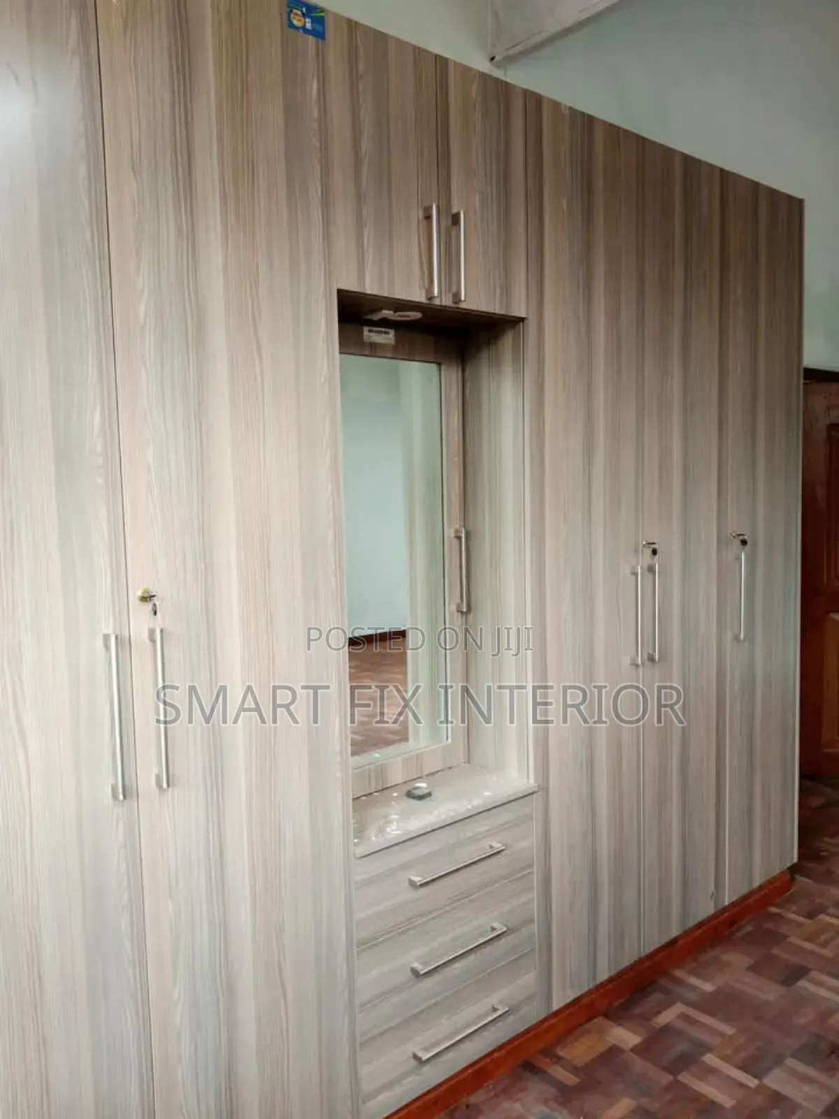 Modern Design and Installation in Wardrobes Cabinet