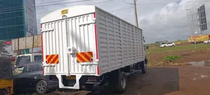 Frr. Fh Trucks Available for Transport