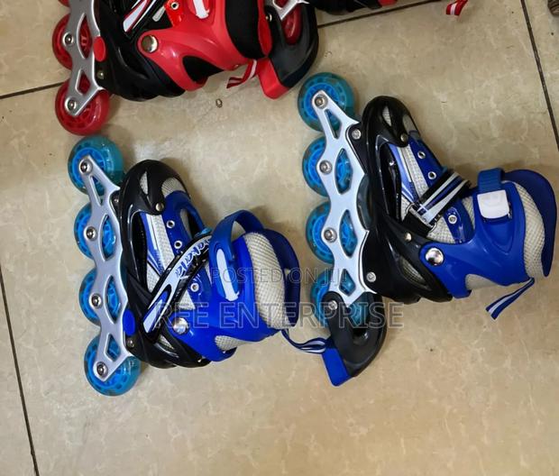 *Skating Shoes With Guards and Helmet