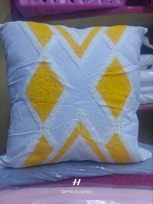 Geometric Throwpillow Covers - thumbnail 2