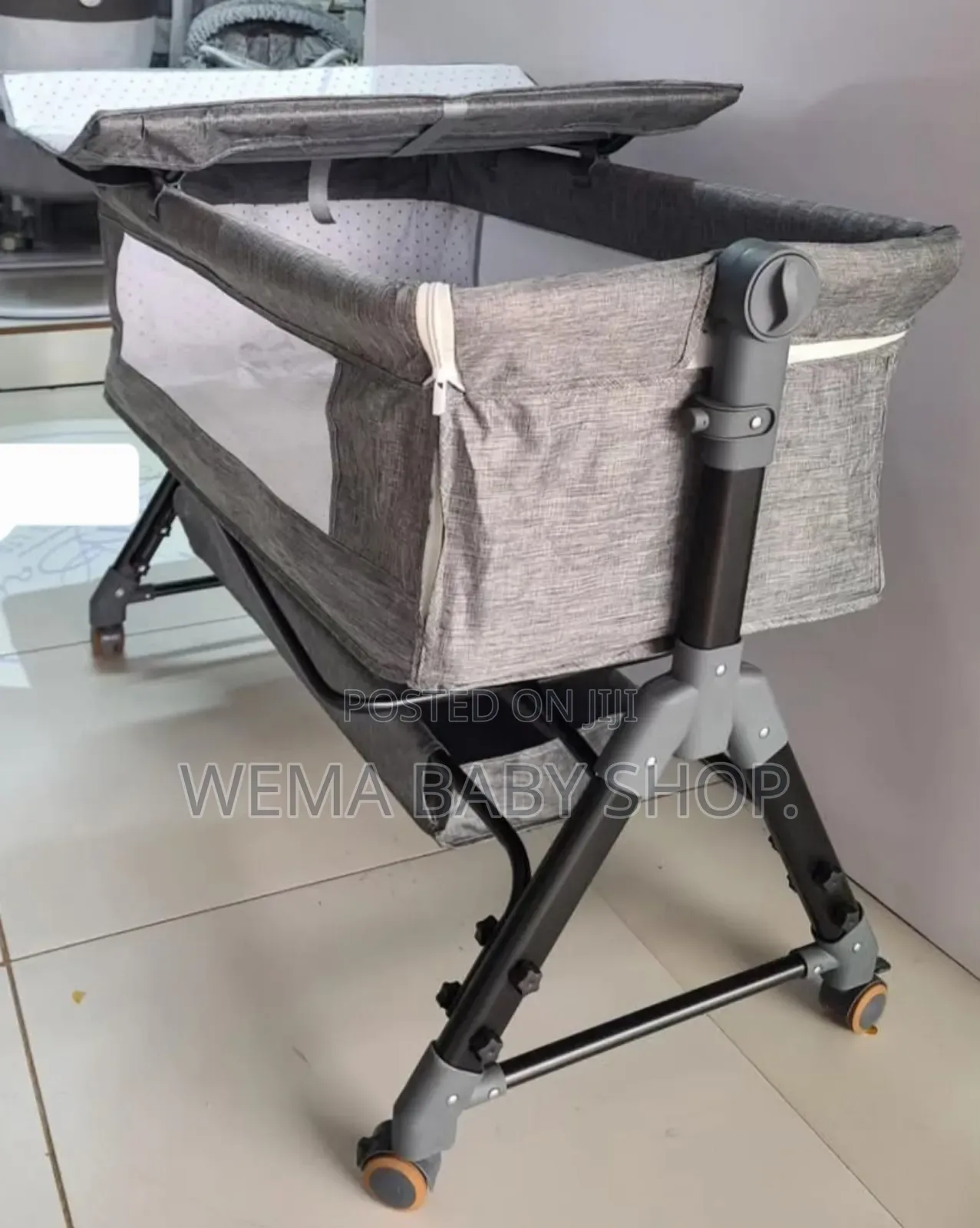 Baby Co Sleeper/Bedside Crib With Rocking System