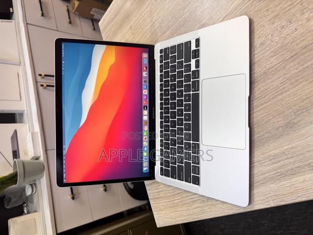 Laptop Apple MacBook Air 8GB Intel Core I5 SSD 512GB - main view