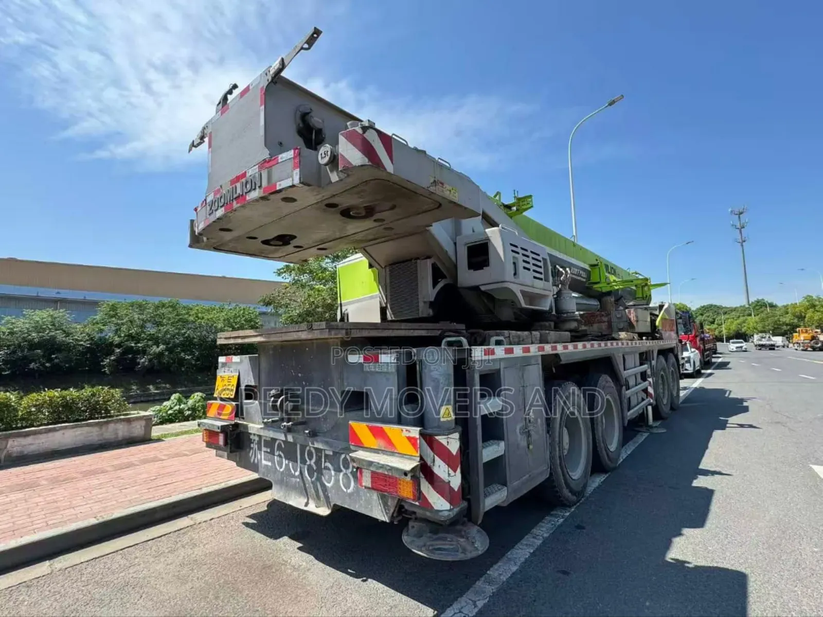 Crane Available for Lifting Services