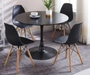 Circular Eames 4 Seater Dining Set