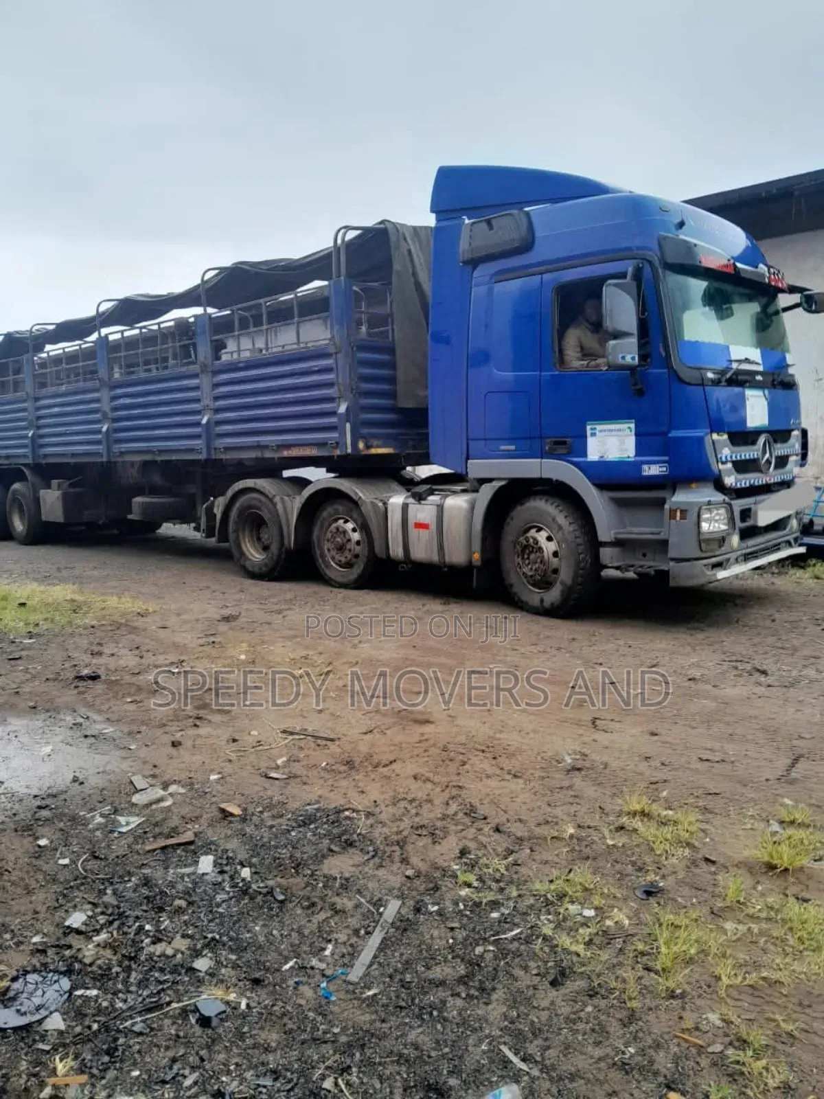 High Sided/ Flat Bed Trailers for Logistic Accessible