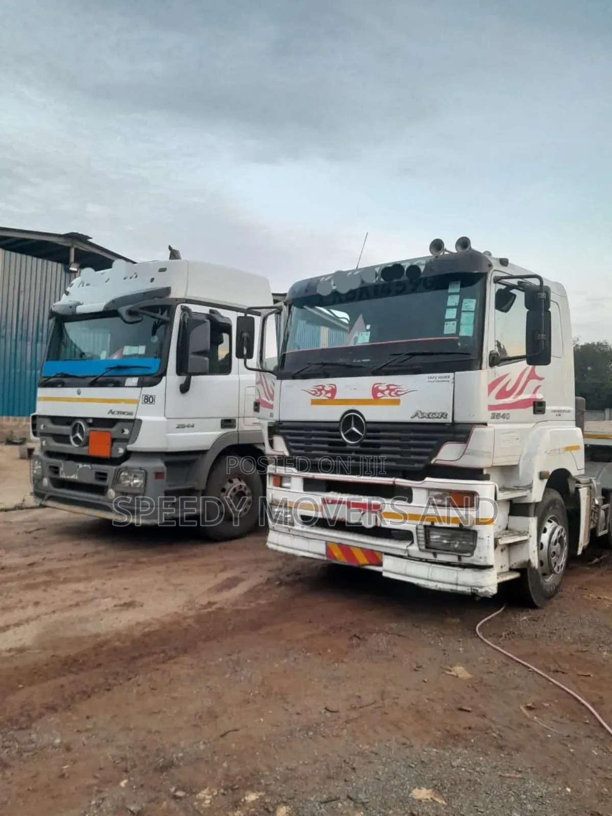 High Sided/ Flat Bed Trailers for Logistic Accessible