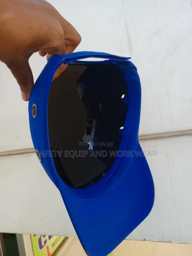 Bump Cap For Corporate Site Visitors - main view