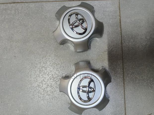 Vanguard/Rav 4 Wheel Cap