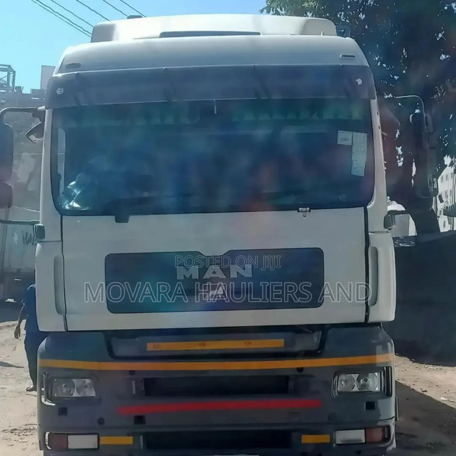 Containerized Trailer Accessible for Inter.County Transport