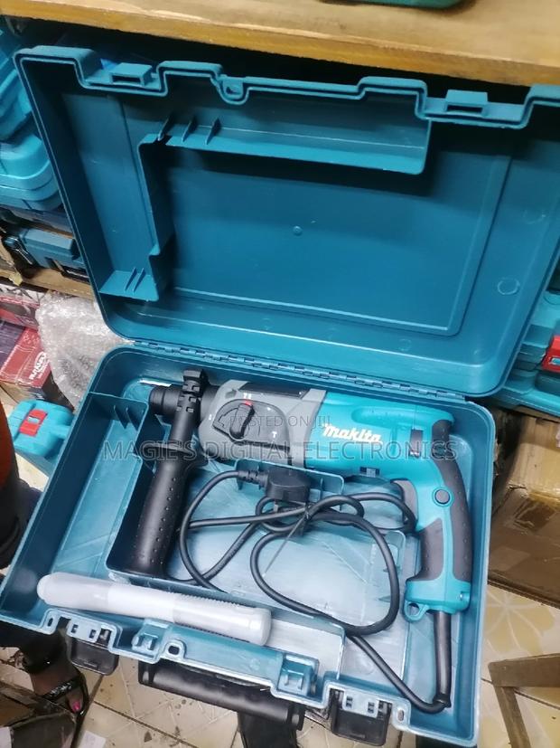 Most Appropriate 780w Makita Rotary Hammer - main view