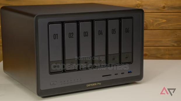 Ugreen Nasync Dxp6800 Pro Network Attached Storage - Cm720 - thumbnail 3