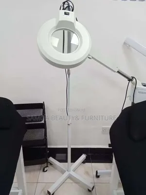 Magnifying Lamp