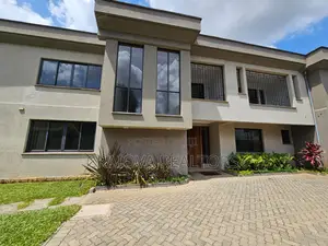 5bdrm Villa in Lavington for sale