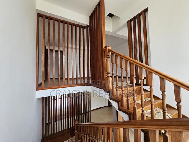 5bdrm Villa in Lavington for sale - thumbnail 10