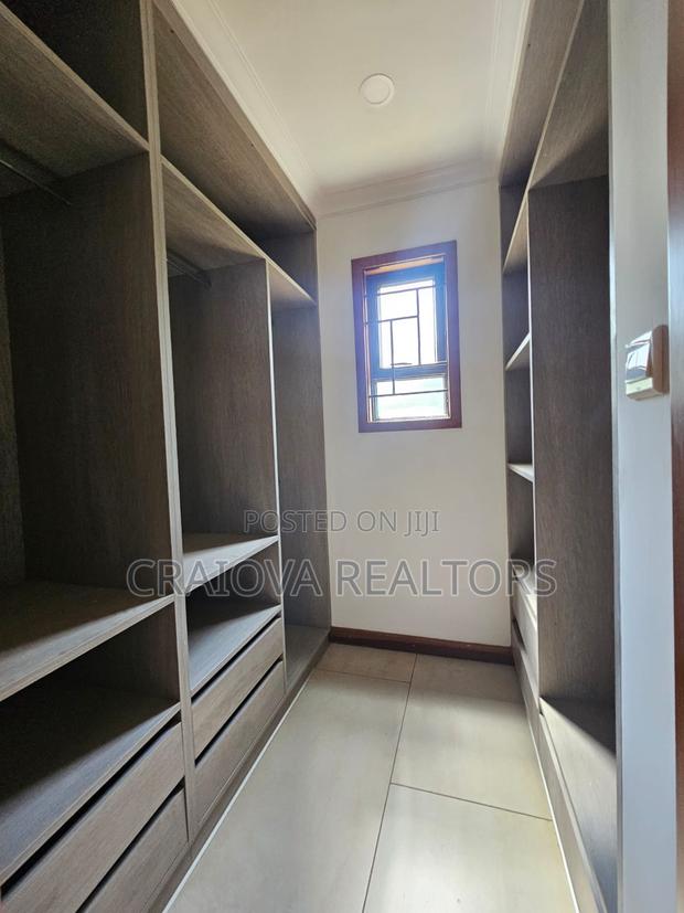 5bdrm Villa in Lavington for sale - thumbnail 14