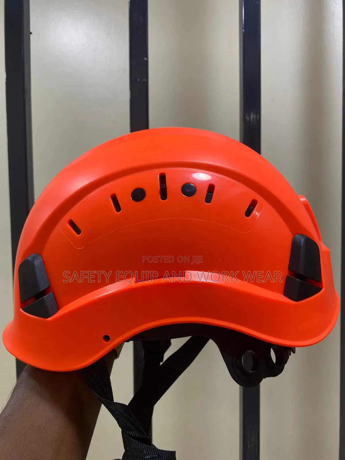 Work At Height Helmets For Wind Turbine Technicians