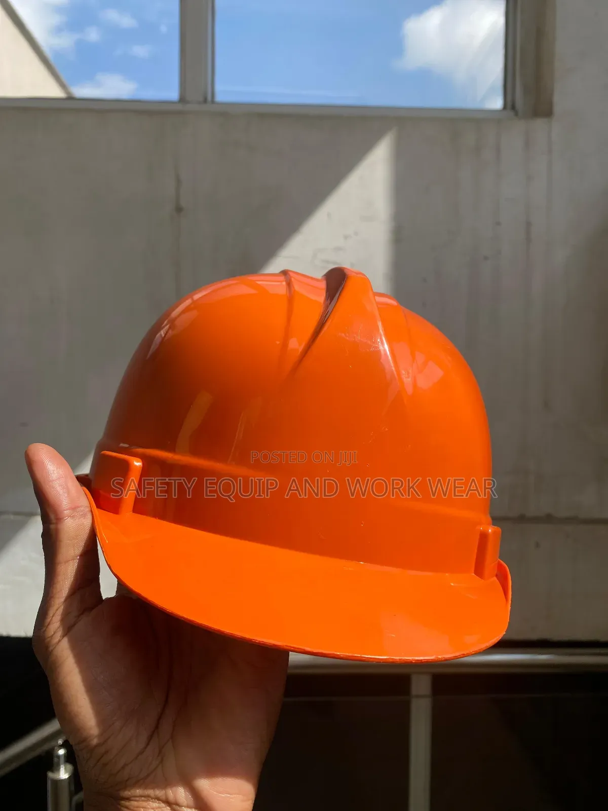 Abs Helmets With Uv Resistant For Outdoor Use.