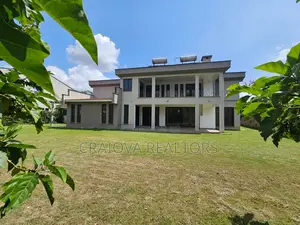 5bdrm Townhouse/Terrace in Lavington for sale