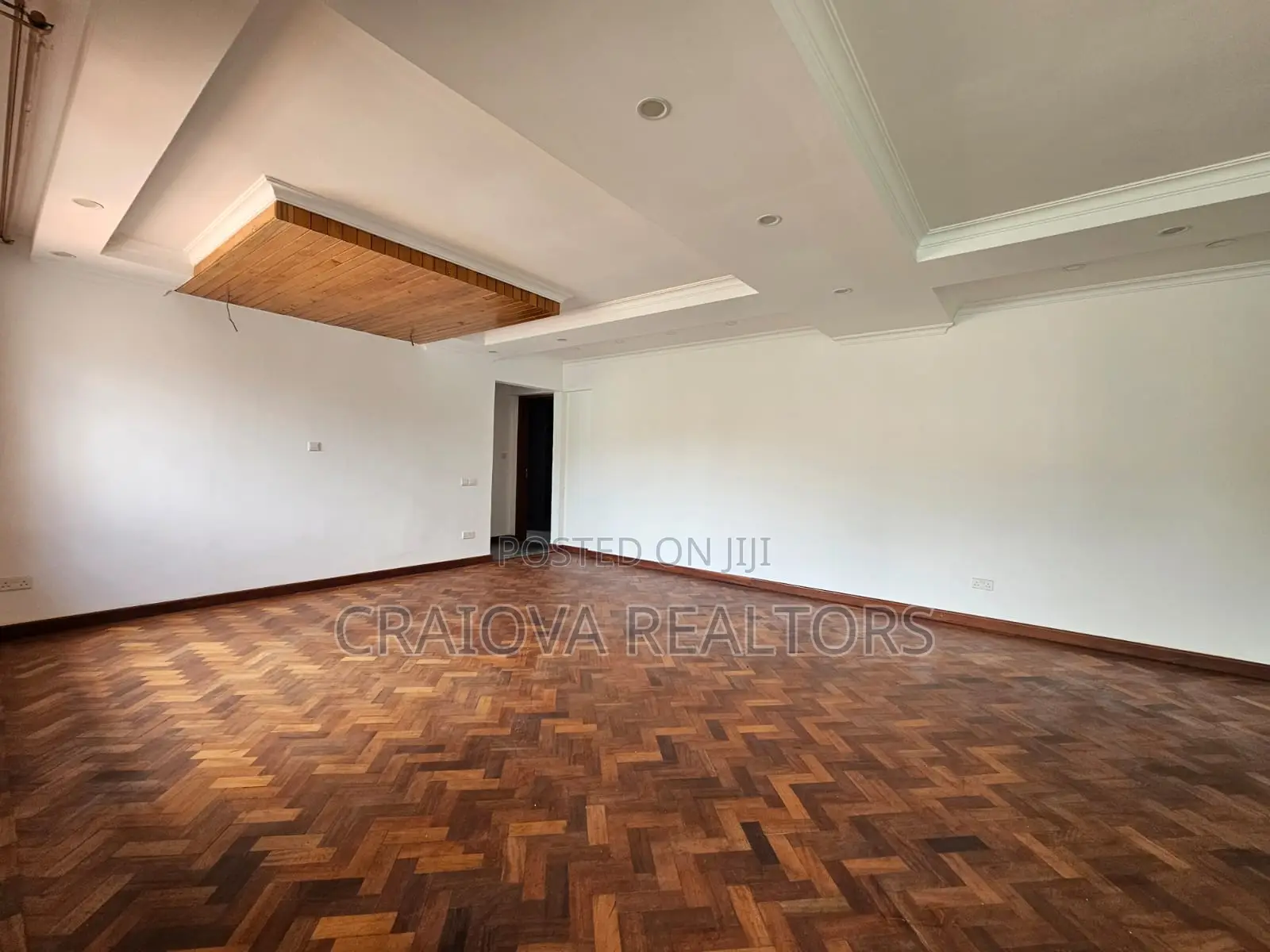 5bdrm Townhouse/Terrace in Lavington for sale