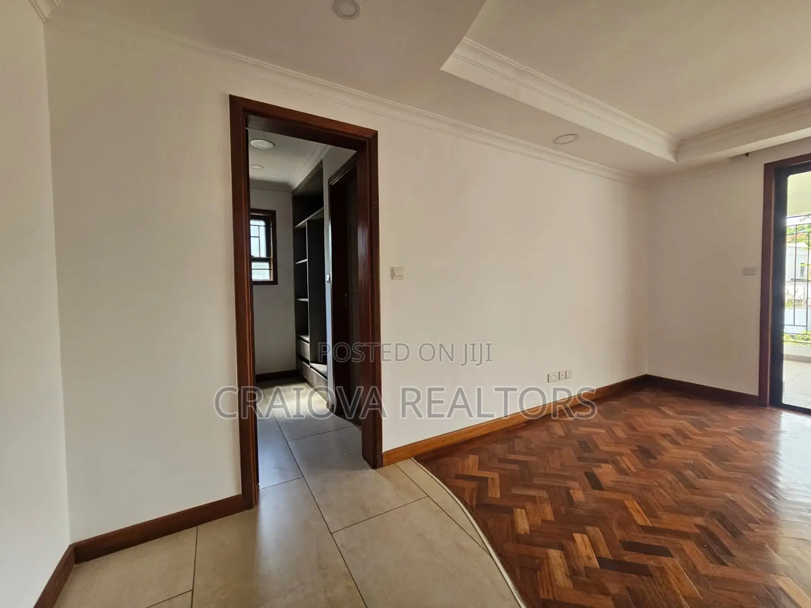 5bdrm Townhouse/Terrace in Lavington for sale