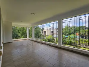 5bdrm Townhouse/Terrace in Lavington for sale