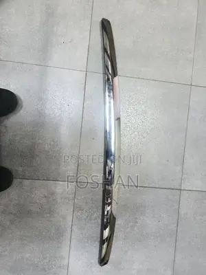 Nissan Sylphy/Bluebird Bonnet Chrome
