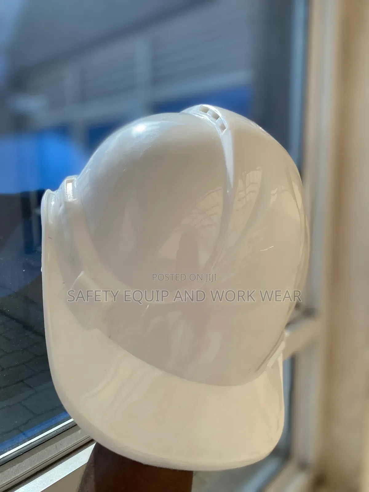 Heavy Duty Helmet Water Resistant