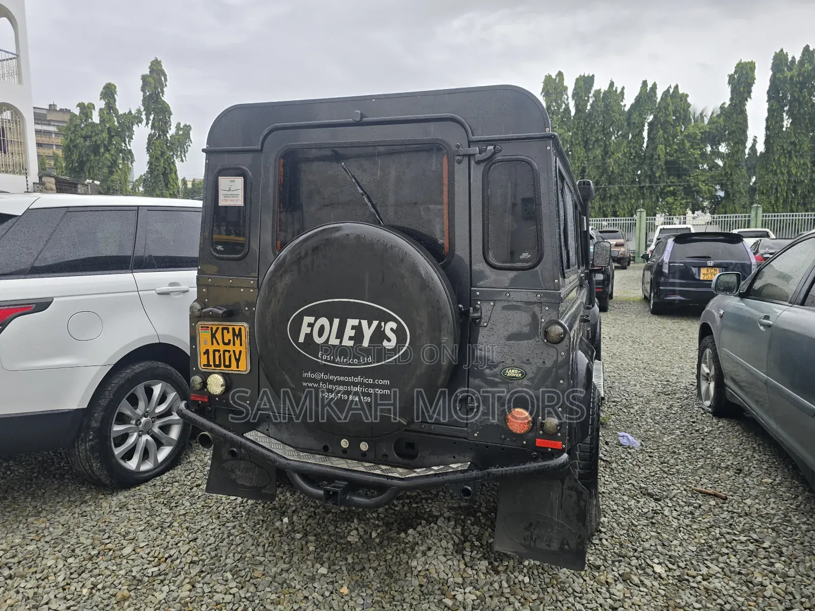 Land Rover Defender 2011 Gray