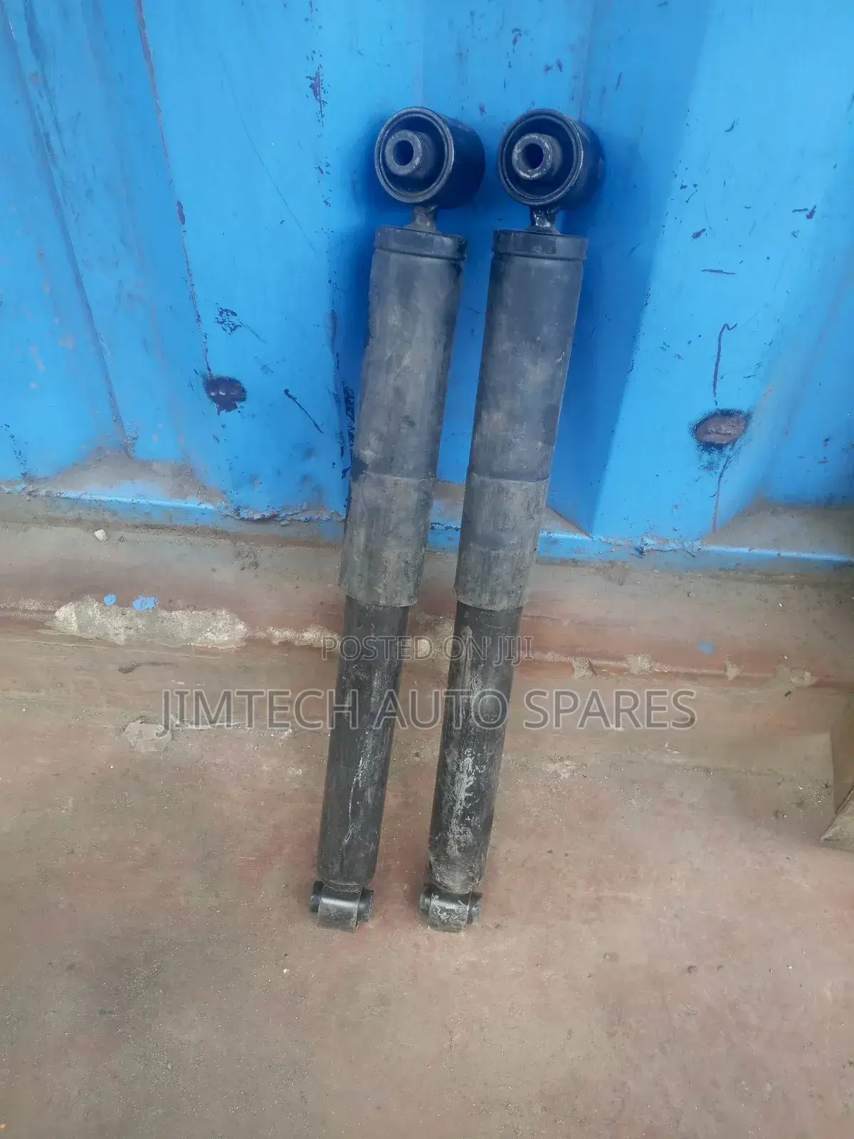 Mitsubishi L200 Rear Shock Absorber