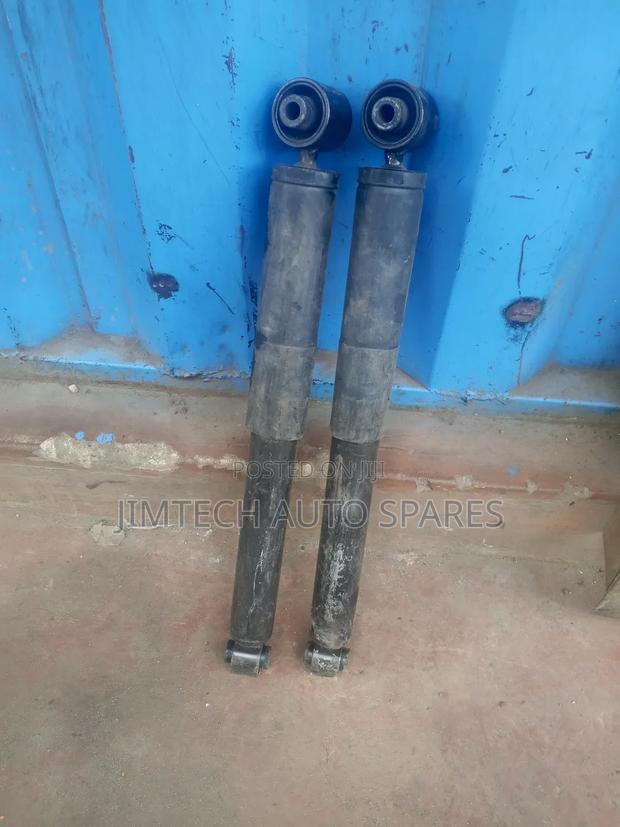 Mitsubishi L200 Rear Shock Absorber - thumbnail 2