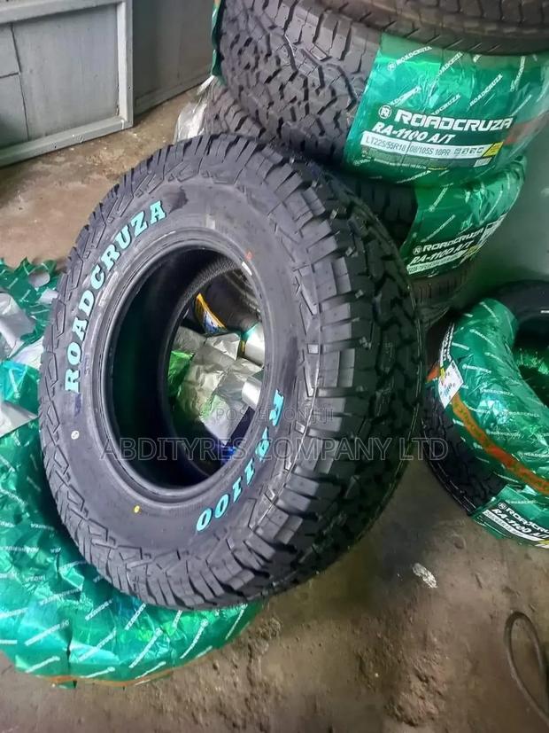 215/65r16 Roadcruza - main view