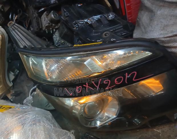 Voxy 2012 Xenon Headlight