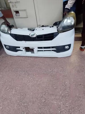 Nosecut Daihatsu Mira La300/310s
