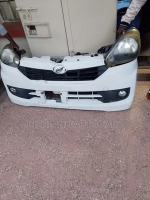 Nosecut Daihatsu Mira La300/310s