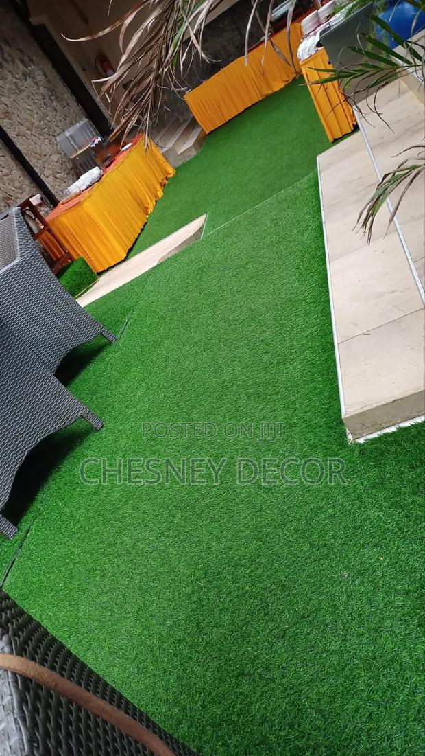 Artificial Grass Carpet - thumbnail 2
