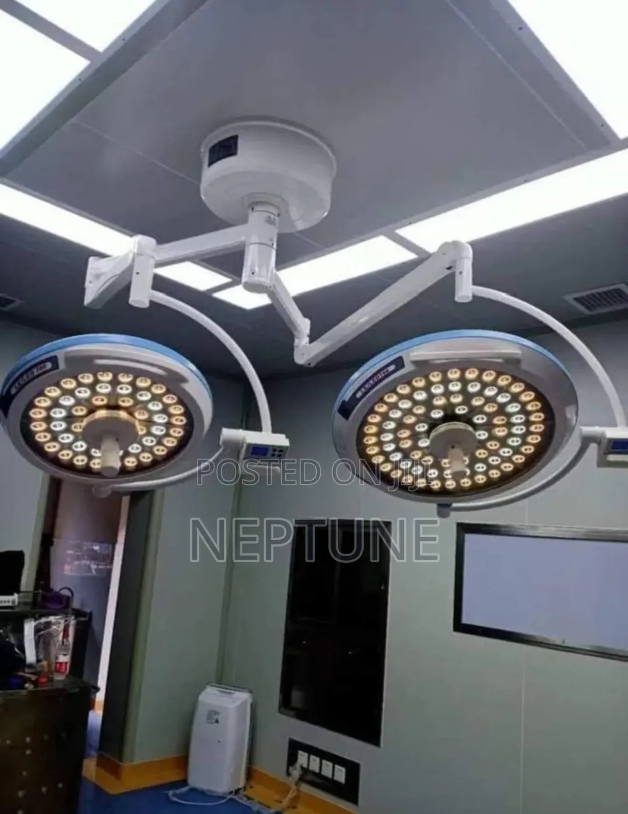 Double Arm Ceiling Theatre Light