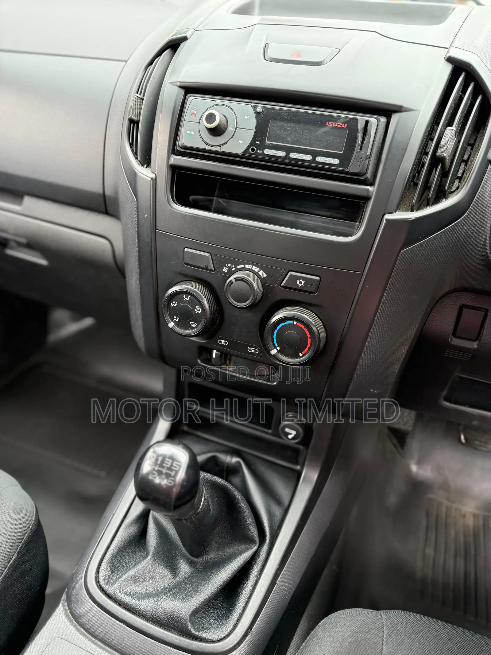 Isuzu D-MAX 2019 Silver