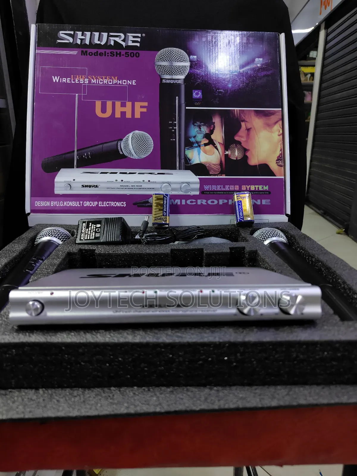 High Quality Shure Wireless Microphone ( Sh- 500 ).