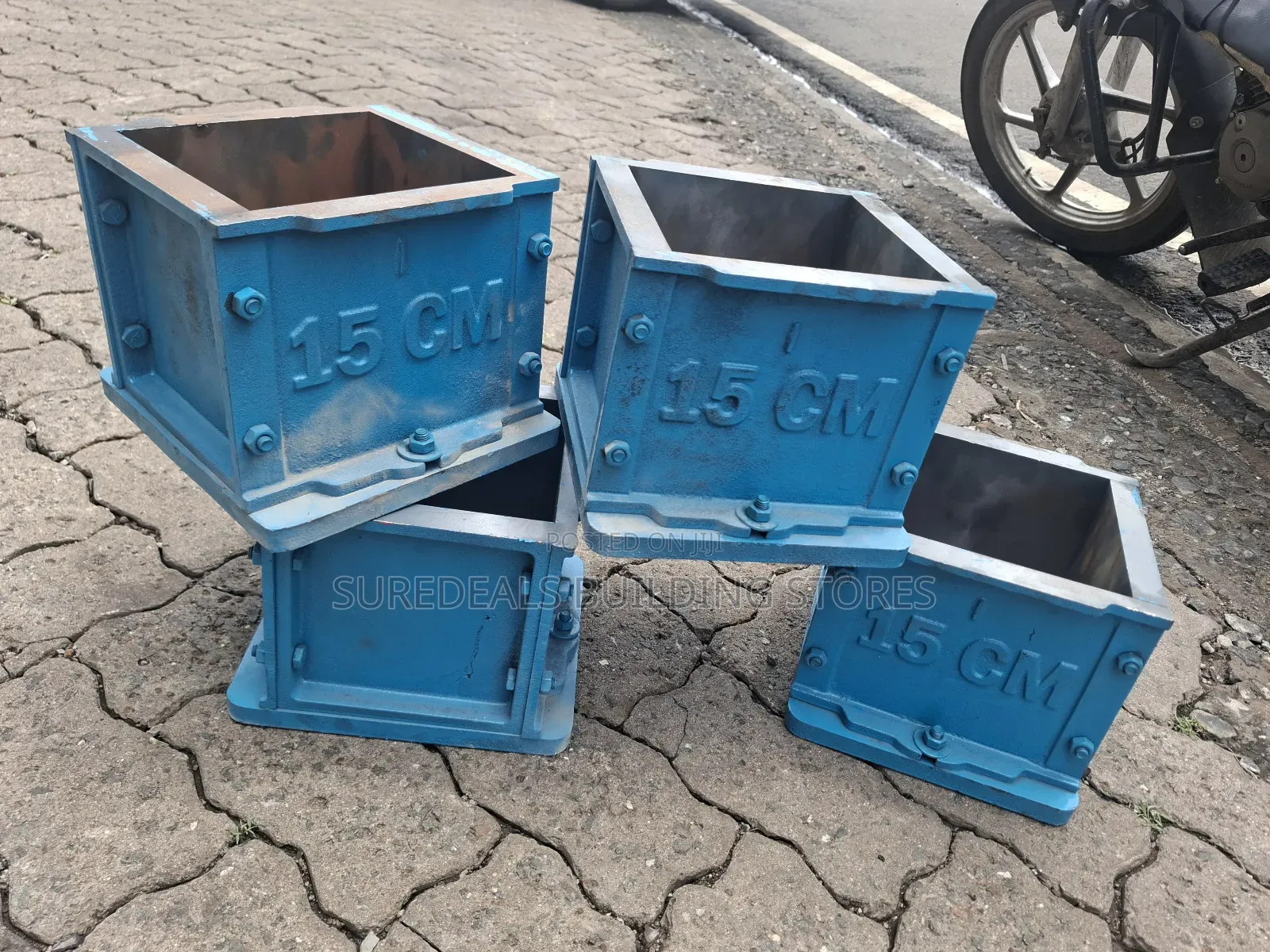 15cm Cast Iron Concrete Cube Mould