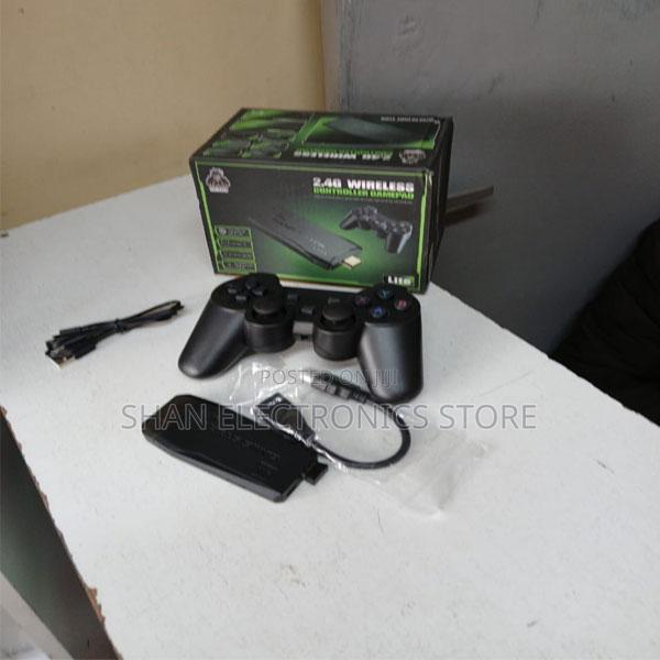 10,000 Video Game Retro Box –Plug/ Play Wireless Controllers - main view