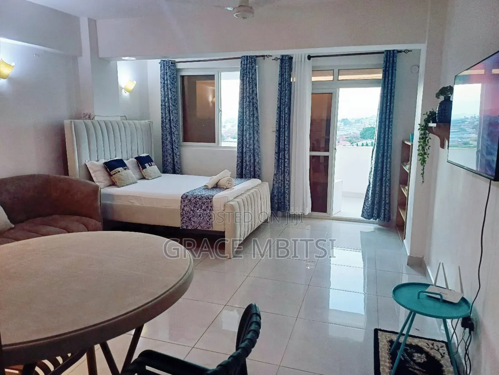 Lavish Studio Apartment With Balcony at Bombolulu