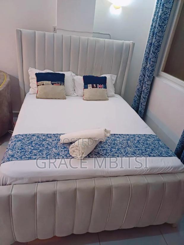 Lavish Studio Apartment With Balcony at Bombolulu - thumbnail 15