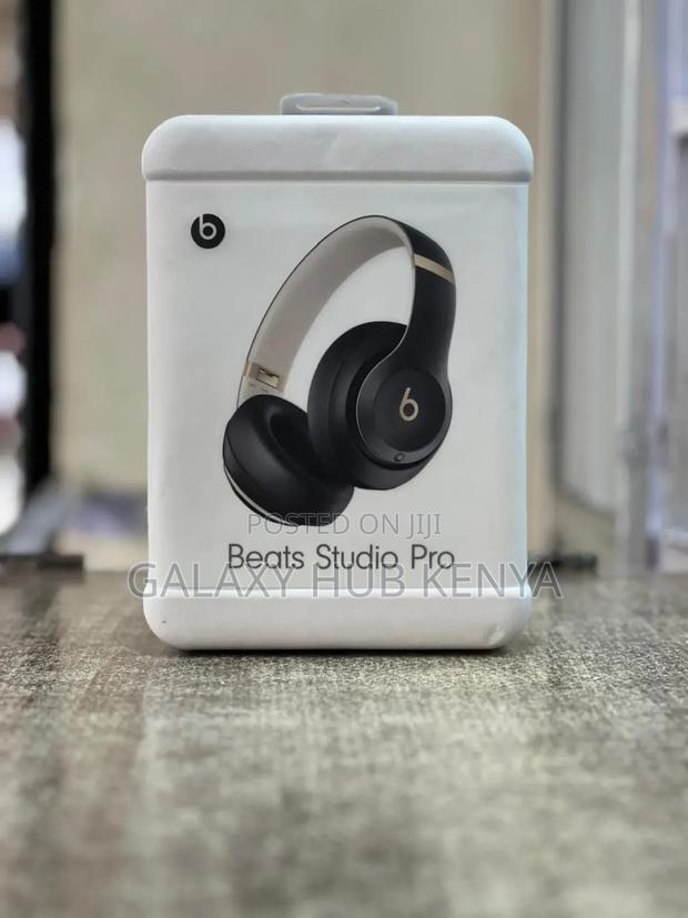 Beats Studio Pro Headphones - main view