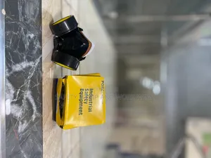 Chemical Respirators With Dual Ventilation Ports
