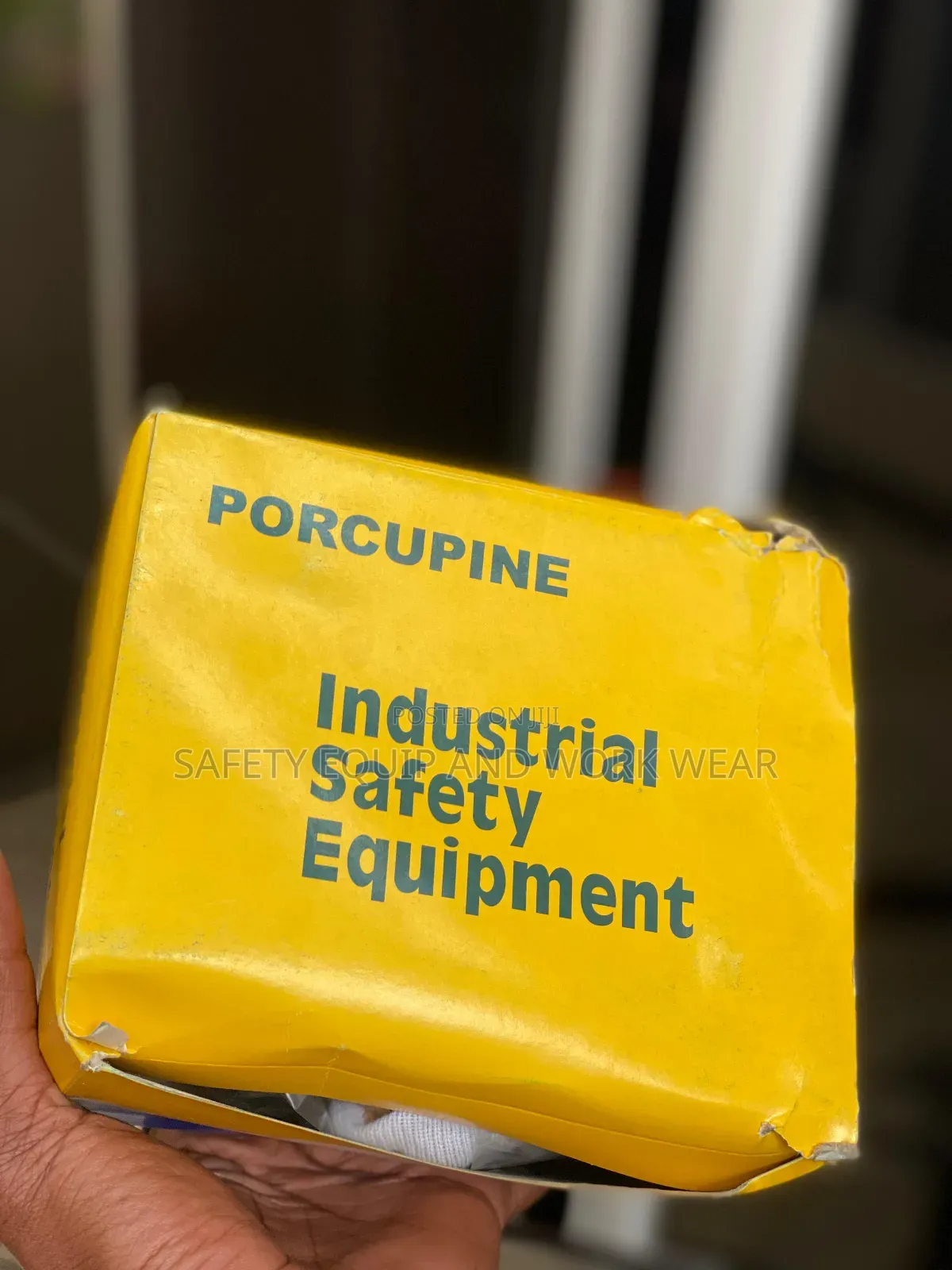 Chemical Respirators With Adjustable Fit